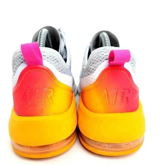 Nike Air Max Motion 2 'Pure Platinum Fuchsia' - 9.5 - Picture 4 of 9